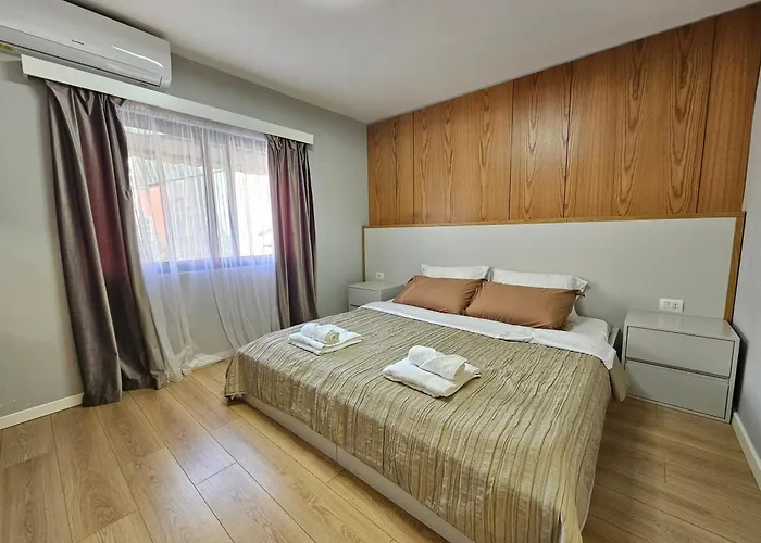 Valentino's Nest アパート